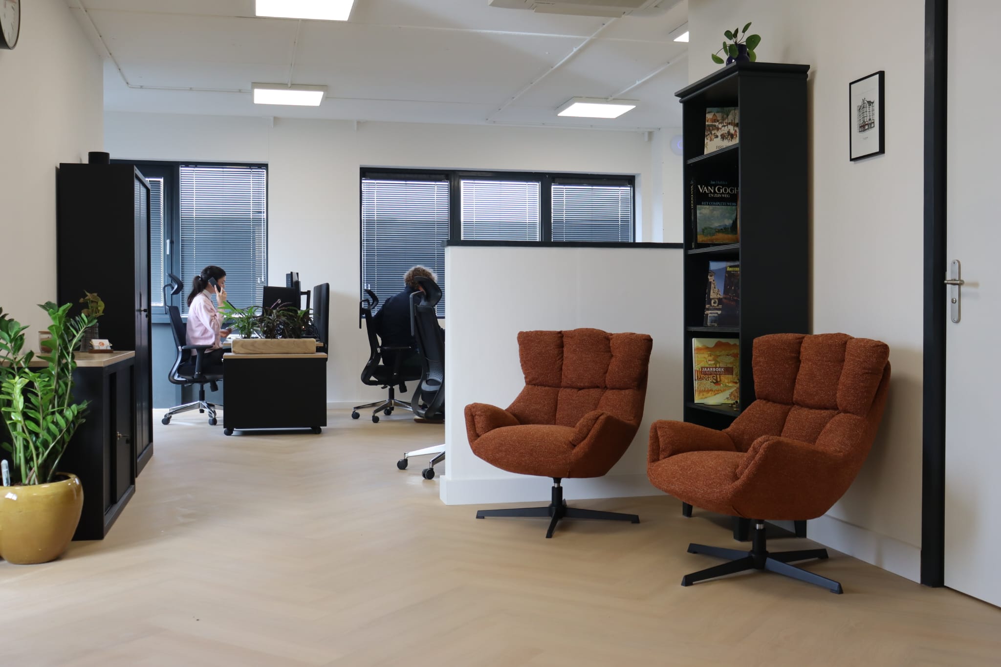 Zonwereld geeft kantoor en werkplaats een complete make-over